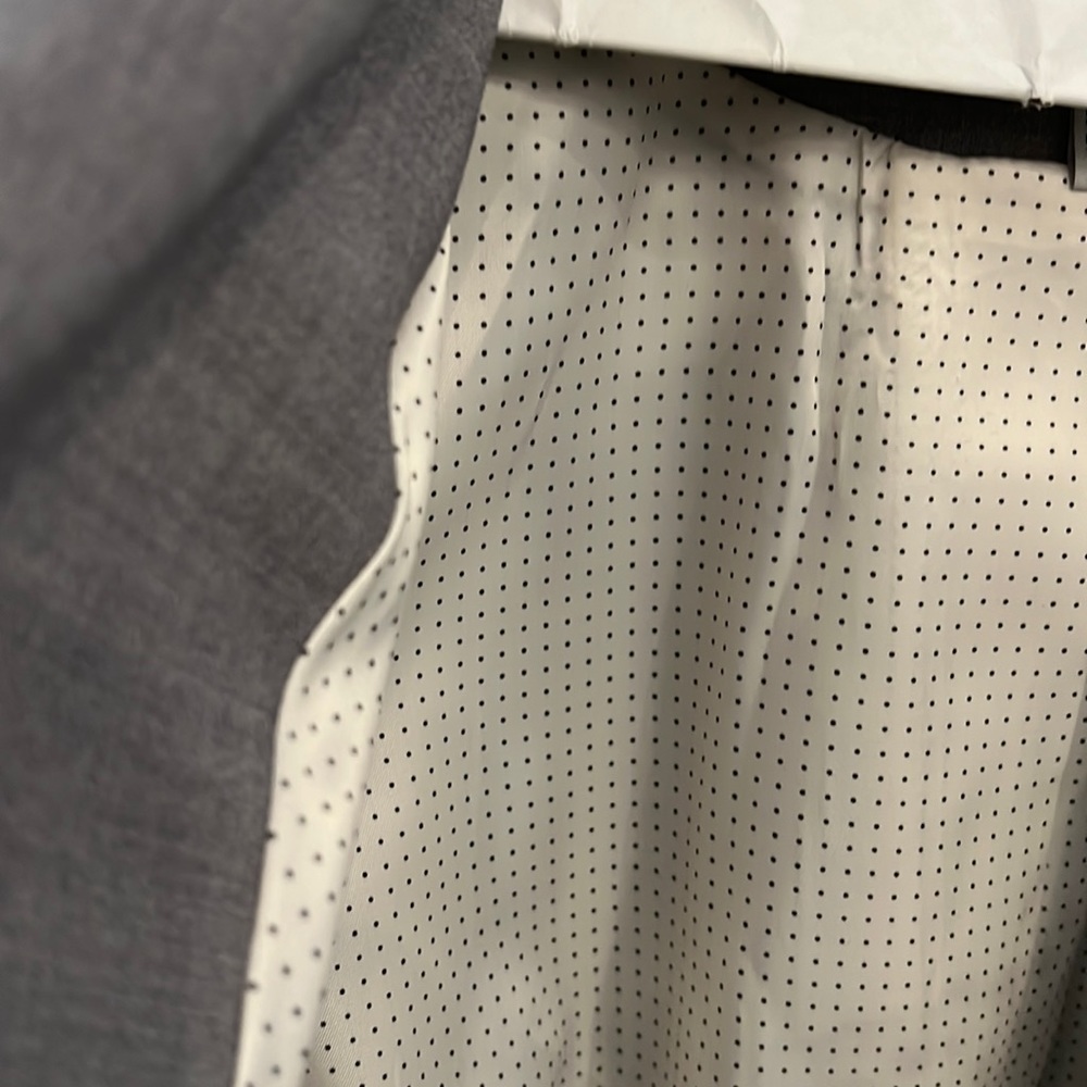 Grey Blazer With One Button Closure. - image 4